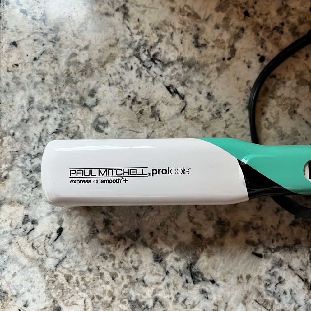 Straightener